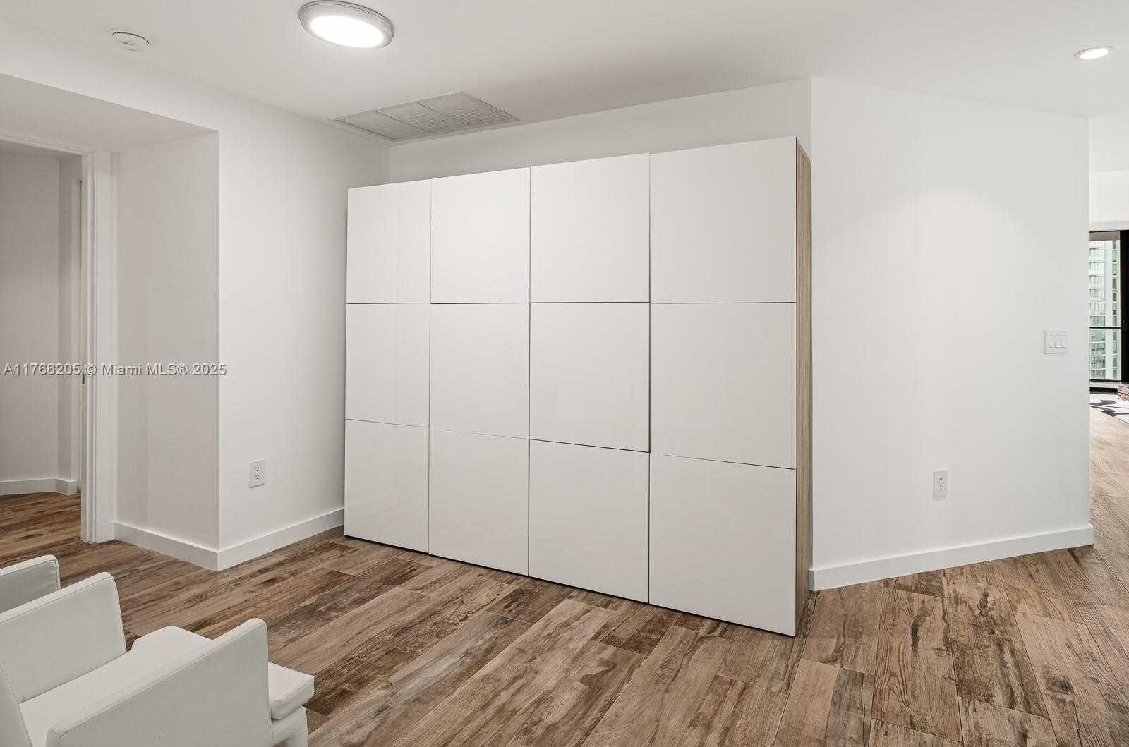 Small Image of 650 NORTH EAST 32ND ST #3701, Miami Number 11