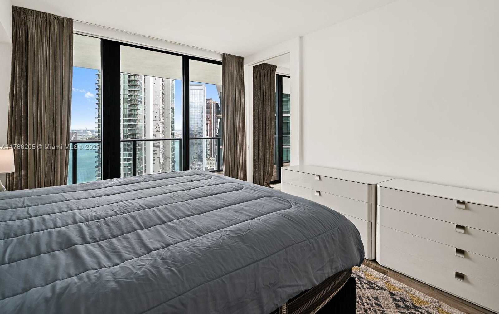 Small Image of 650 NORTH EAST 32ND ST #3701, Miami Number 14