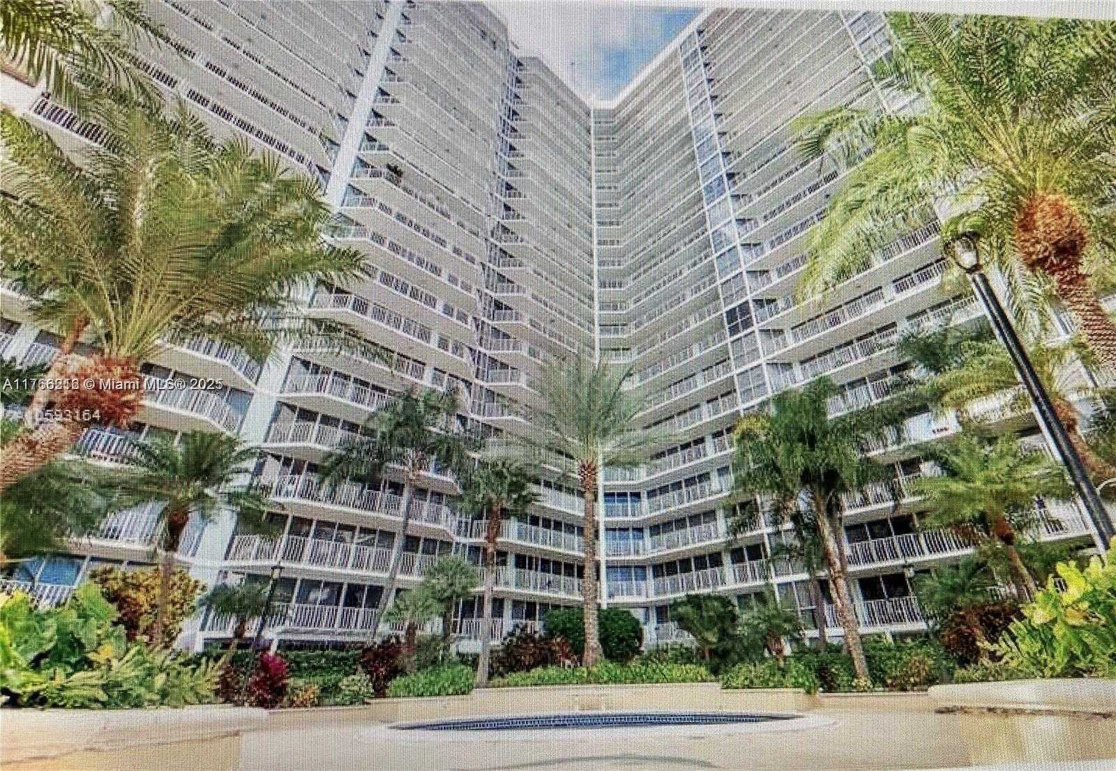 Small Image of 7601 EAST TREASURE DR #1518, North Bay Village Number 2