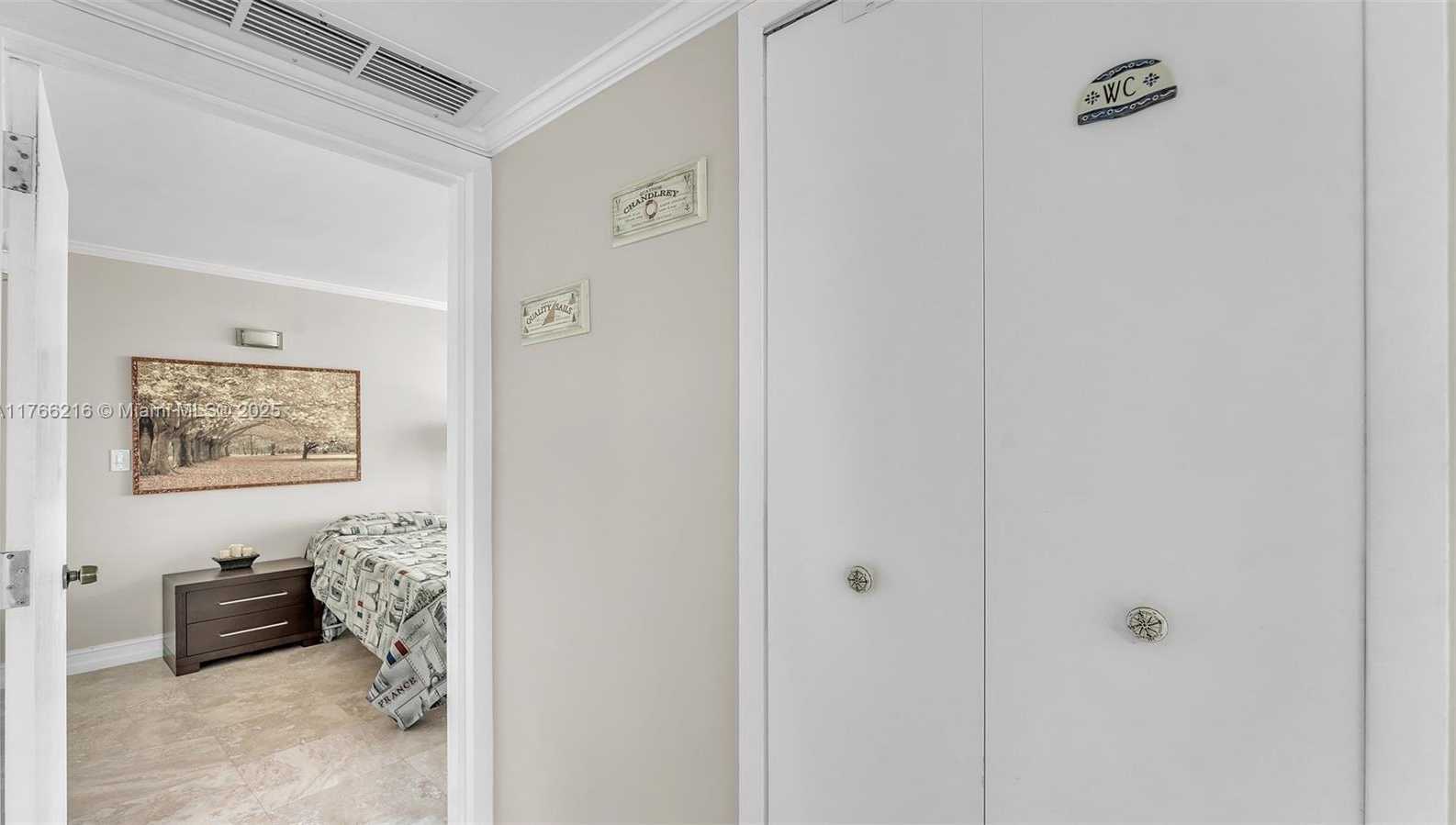 Small Image of 7601 EAST TREASURE DR #1518, North Bay Village Number 27