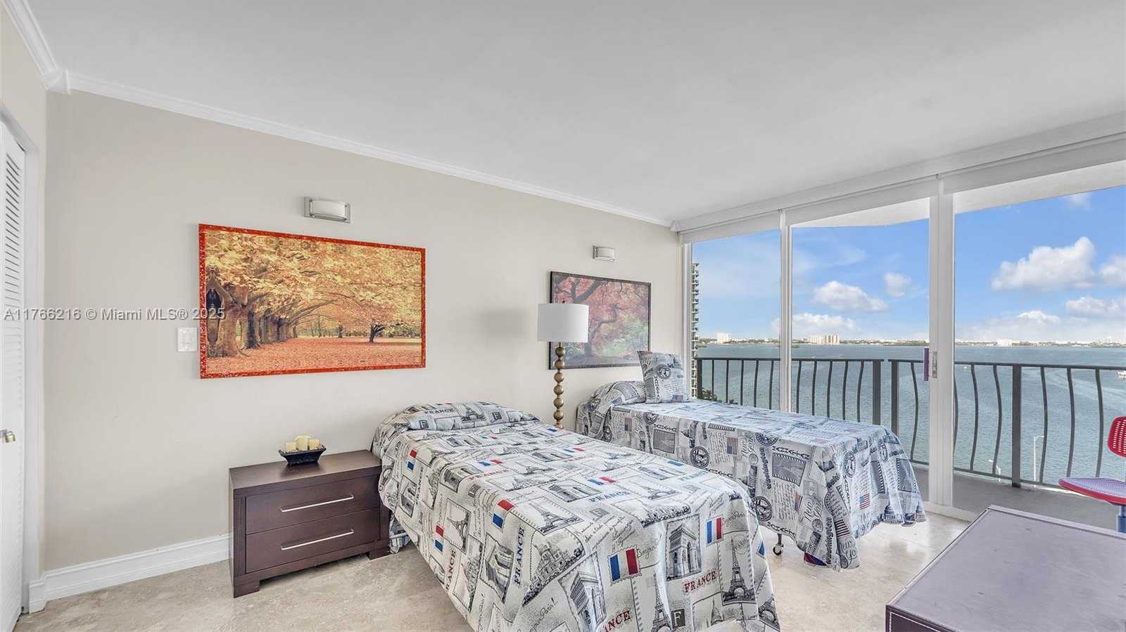 Small Image of 7601 EAST TREASURE DR #1518, North Bay Village Number 8