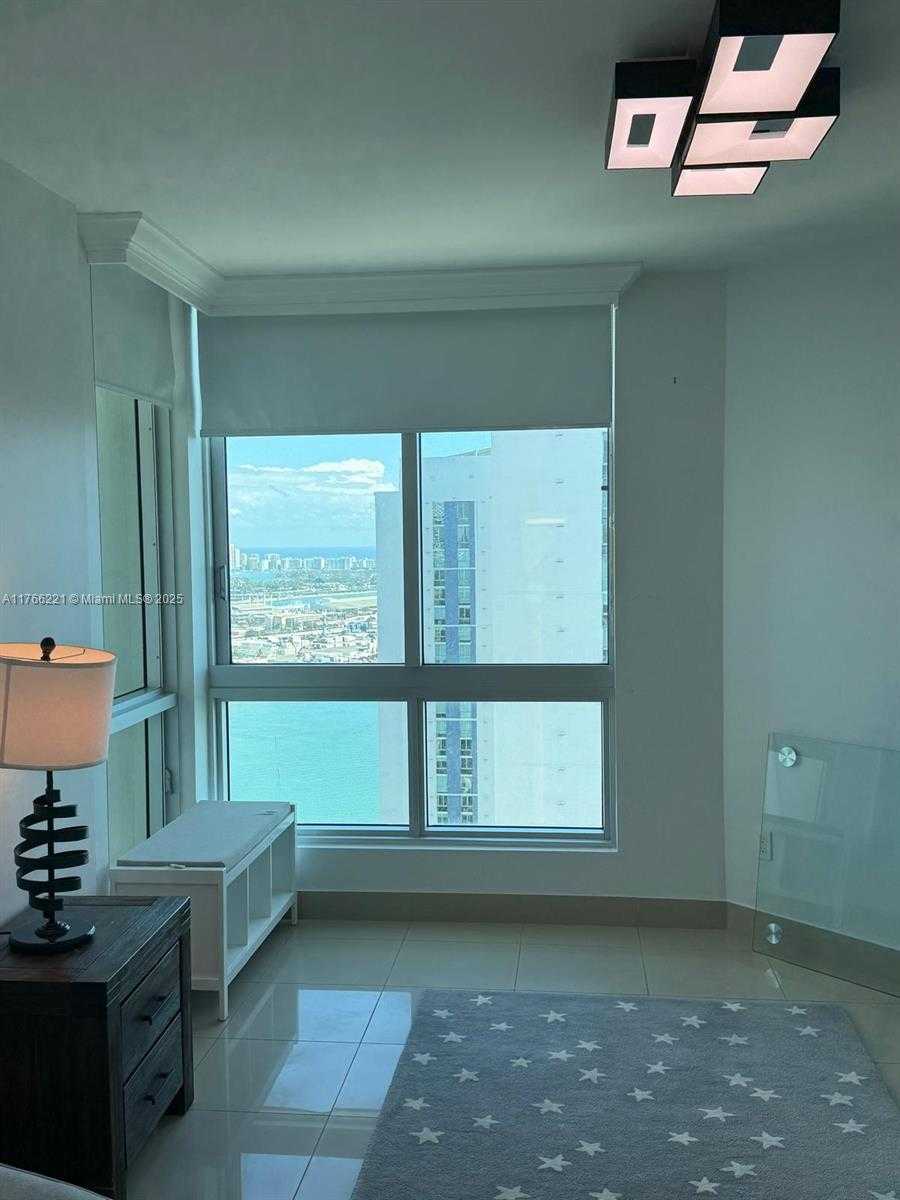 Small Image of 300 SOUTH BISCAYNE BLVD #3716, Miami Number 20