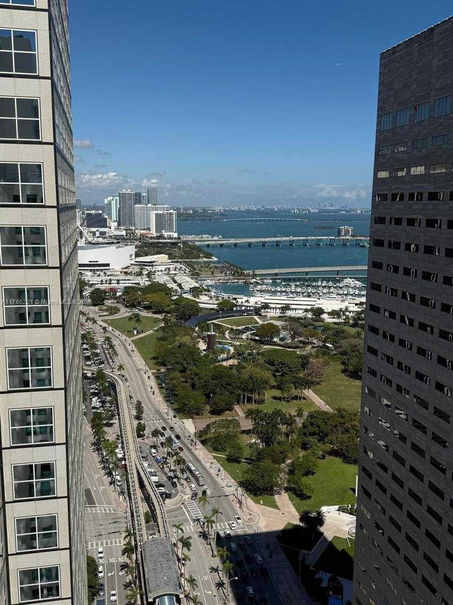 Small Image of 300 SOUTH BISCAYNE BLVD #3716, Miami Number 3
