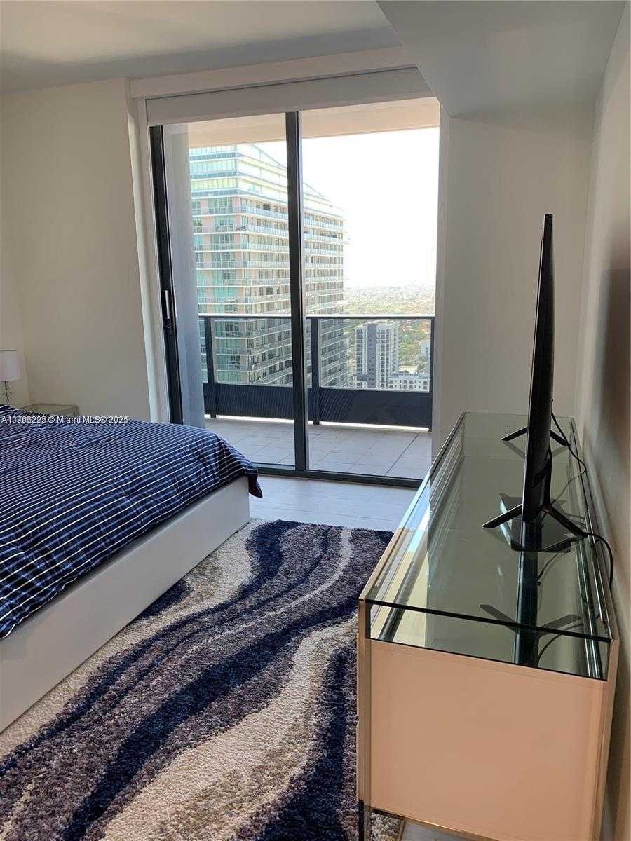 Small Image of 1000 BRICKELL PLZ #3404, Miami Number 15