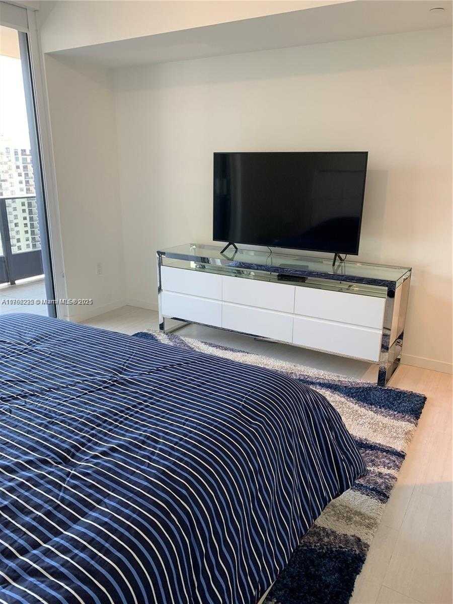 Small Image of 1000 BRICKELL PLZ #3404, Miami Number 16