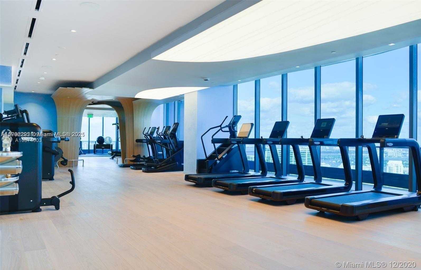 Small Image of 1000 BRICKELL PLZ #3404, Miami Number 30