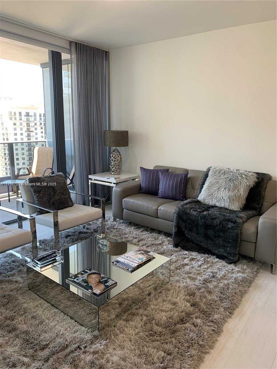 Small Image of 1000 BRICKELL PLZ #3404, Miami Number 5