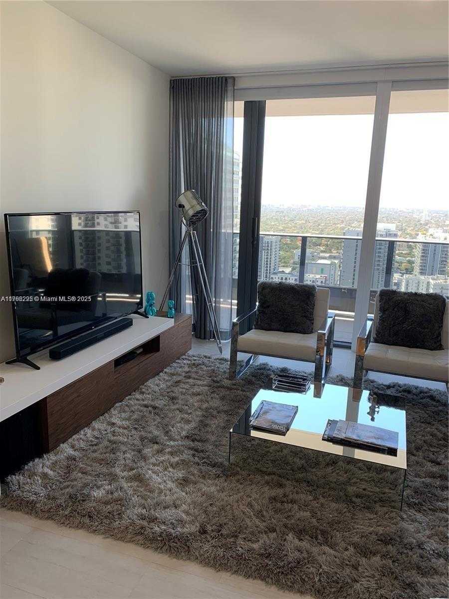 Small Image of 1000 BRICKELL PLZ #3404, Miami Number 8