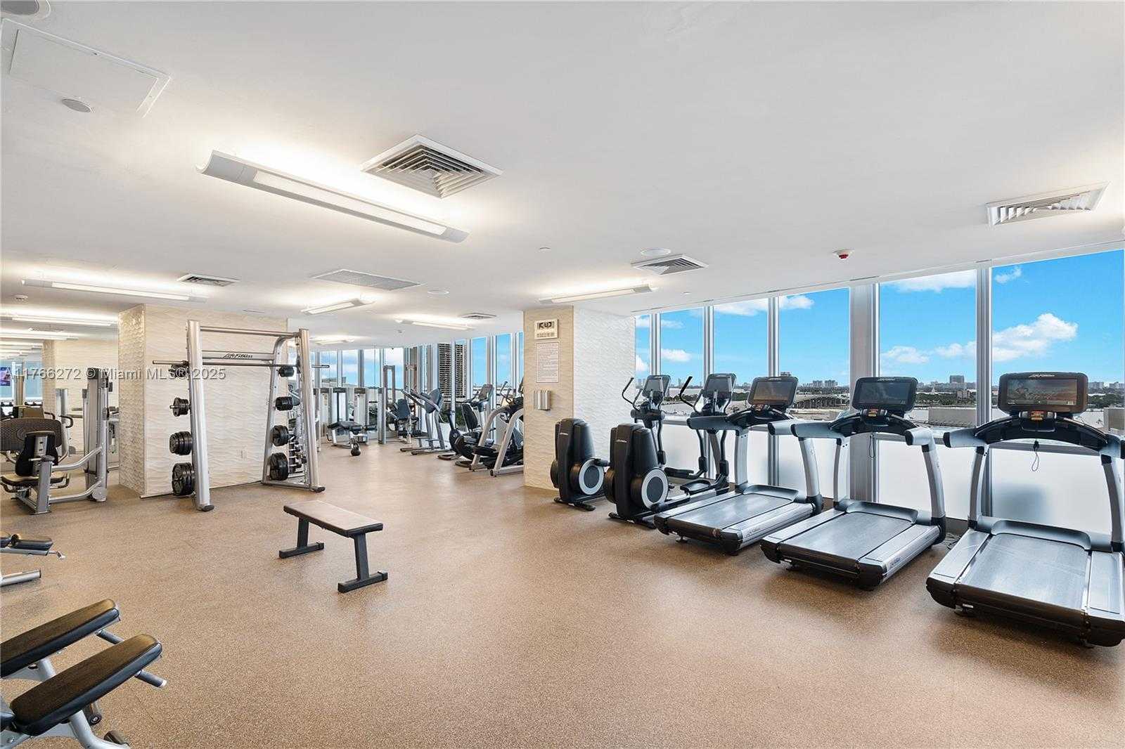Small Image of 1100 BISCAYNE BLVD #5303, Miami Number 38