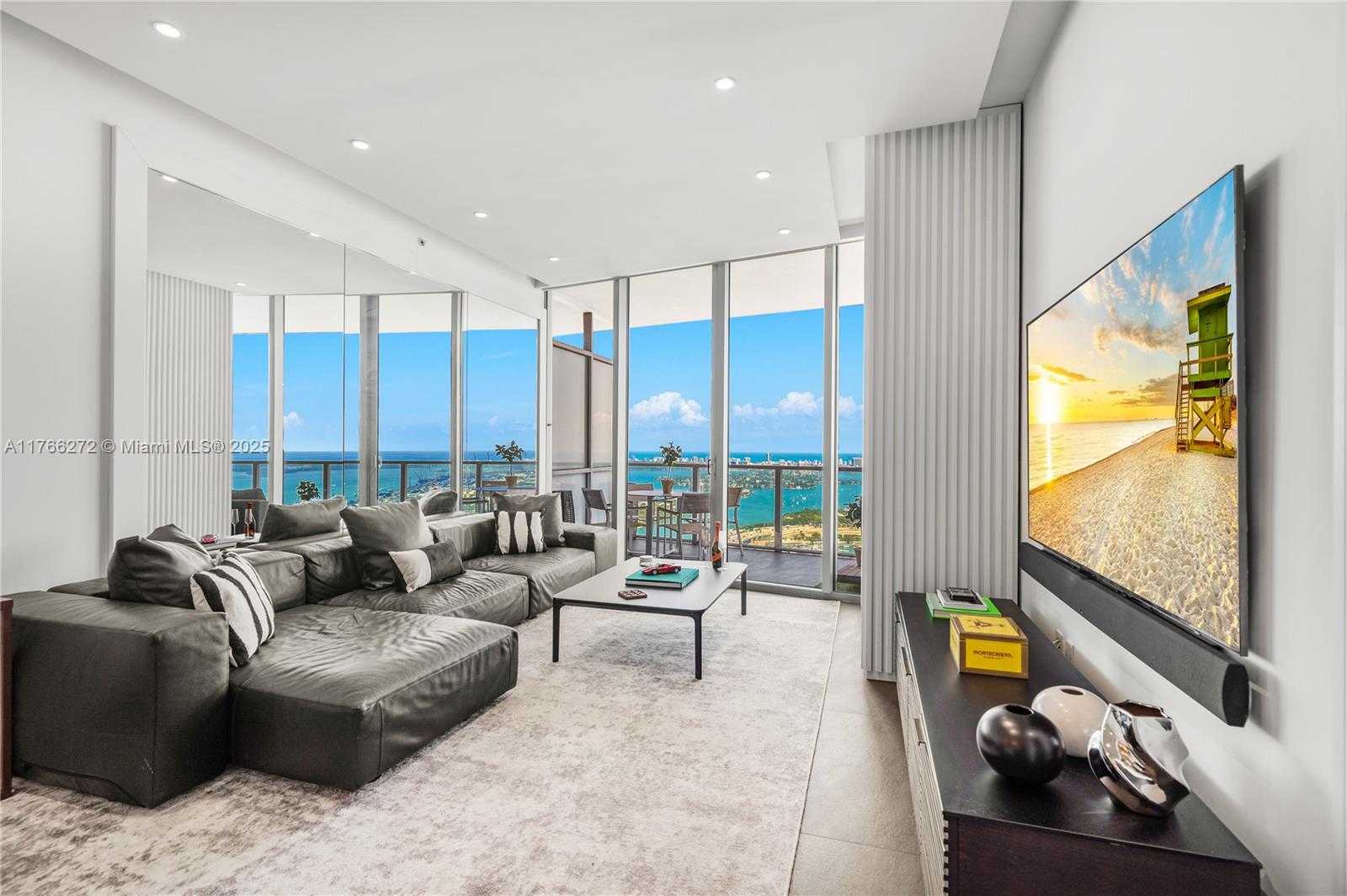 Small Image of 1100 BISCAYNE BLVD #5303, Miami Number 5