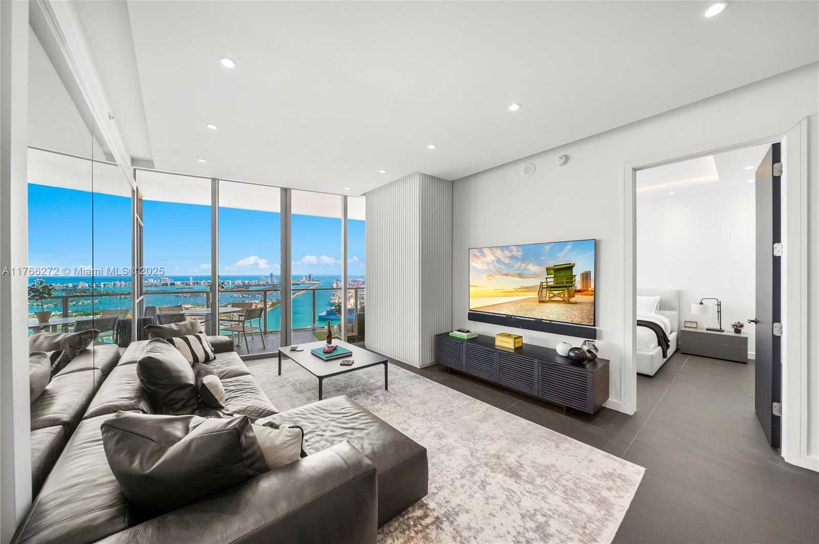 Small Image of 1100 BISCAYNE BLVD #5303, Miami Number 6