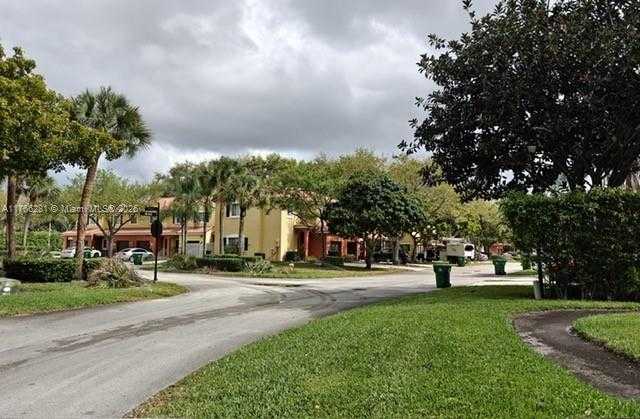 Small Image of 10311 SOUTH WEST 18TH ST #10311, Miramar Number 7