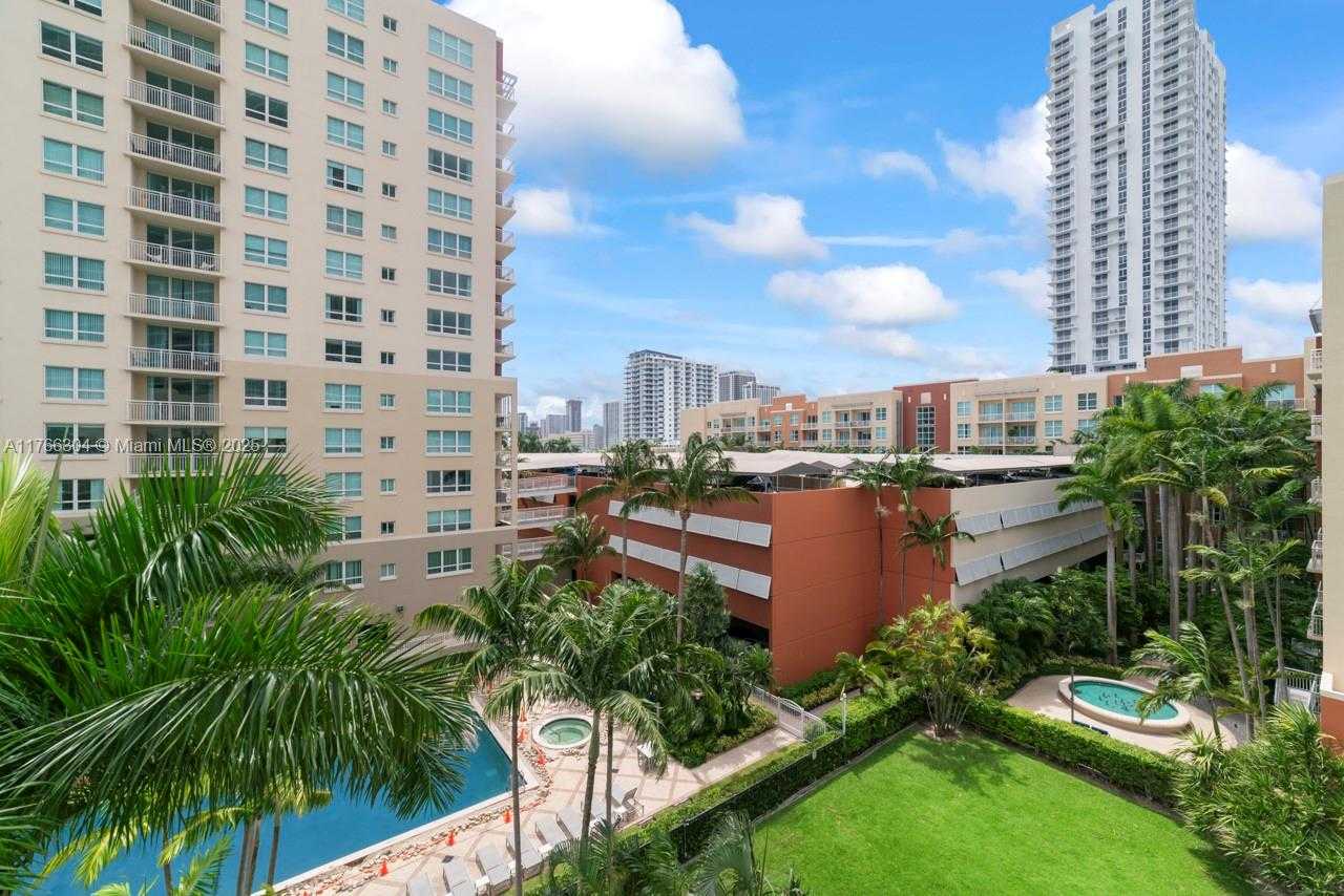 Small Image of 2000 NORTH BAYSHORE DRIVE #527, Miami Number 14
