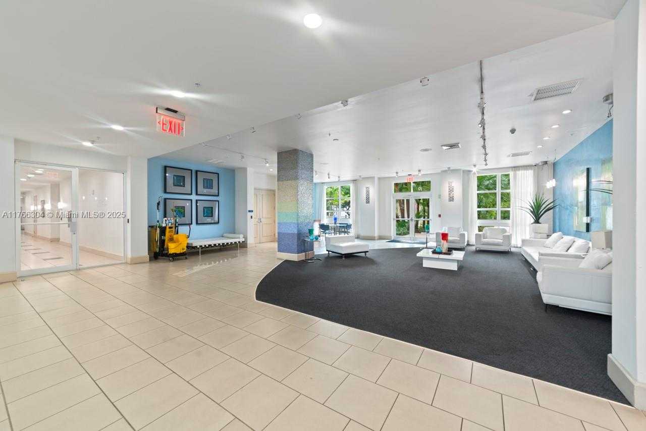 Small Image of 2000 NORTH BAYSHORE DRIVE #527, Miami Number 23