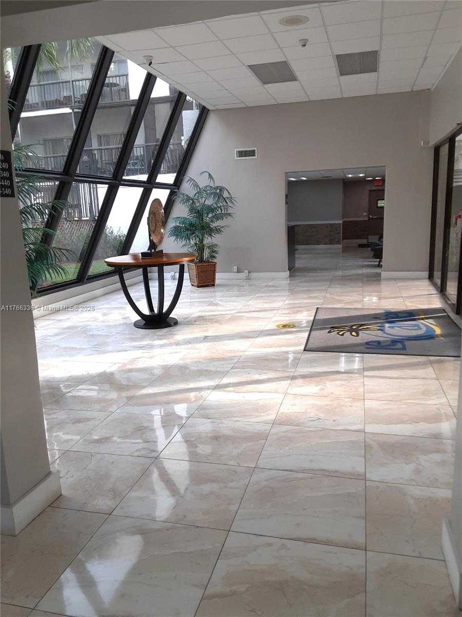 Small Image of 201 178TH DR #234, Sunny Isles Beach Number 2