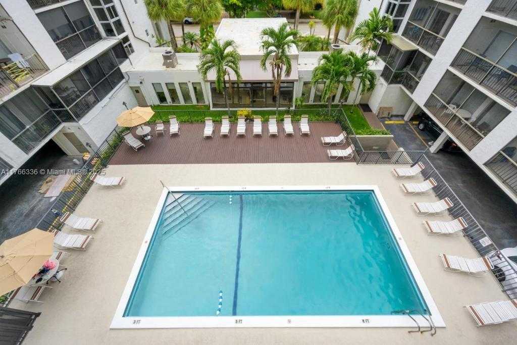 Small Image of 201 178TH DR #234, Sunny Isles Beach Number 23