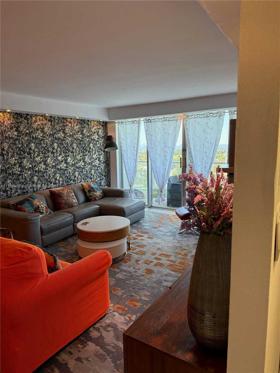 Small Image of 5750 COLLINS AVE #11D, Miami Beach Number 24