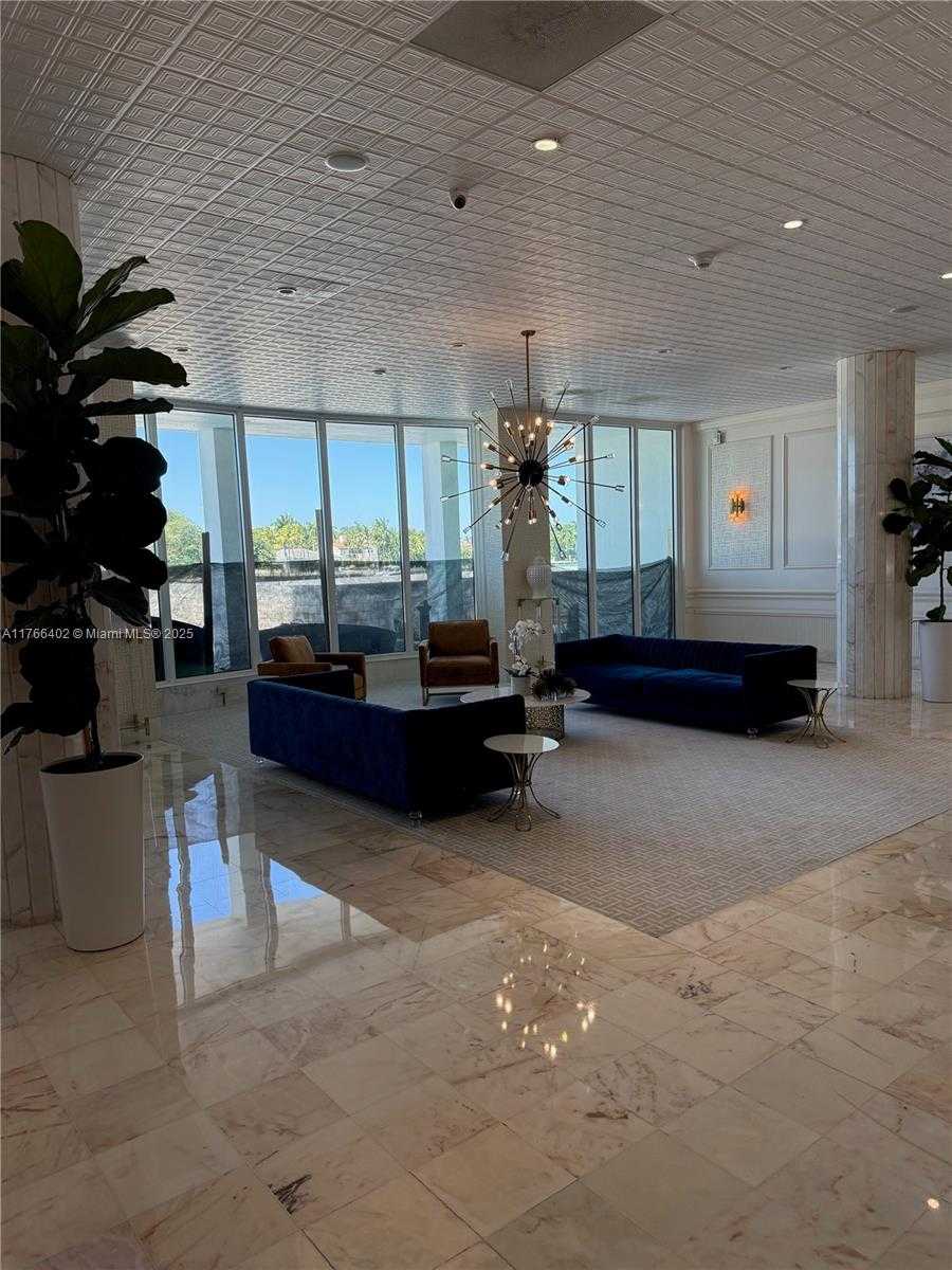Small Image of 5750 COLLINS AVE #11D, Miami Beach Number 4