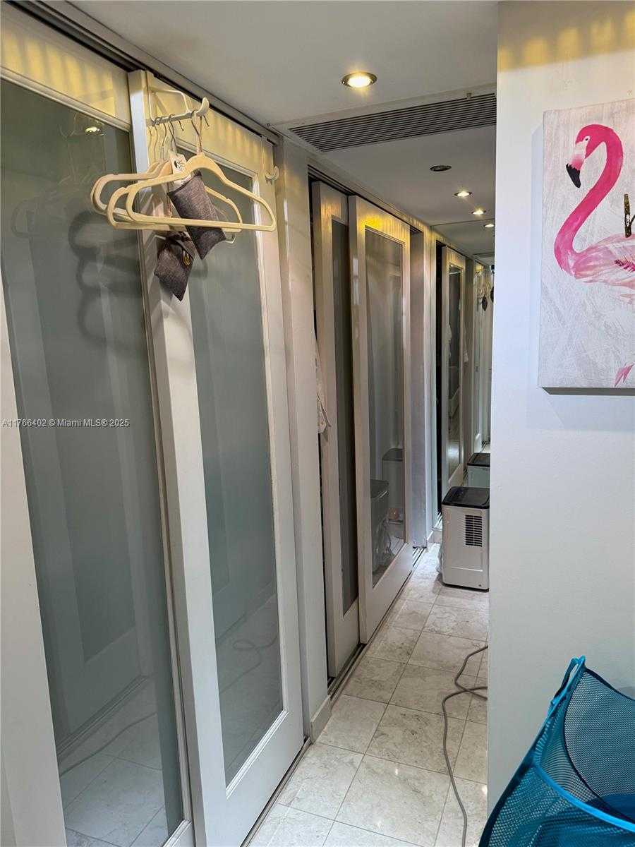 Small Image of 5750 COLLINS AVE #11D, Miami Beach Number 40
