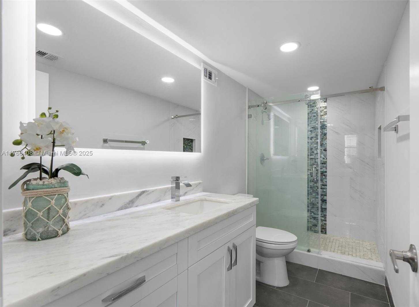 Small Image of 2501 SOUTH OCEAN DR #536, Hollywood Number 11