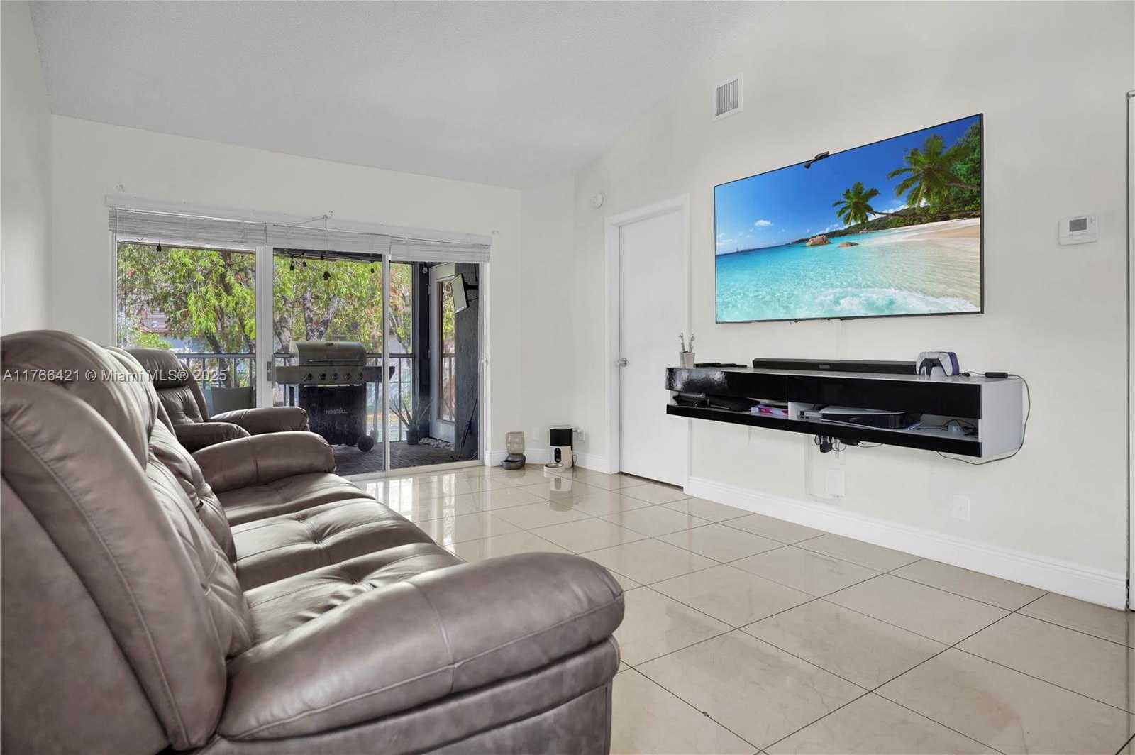 Small Image of 9503 SOUTH WEST 140 TH CT #9503, Miami Number 10
