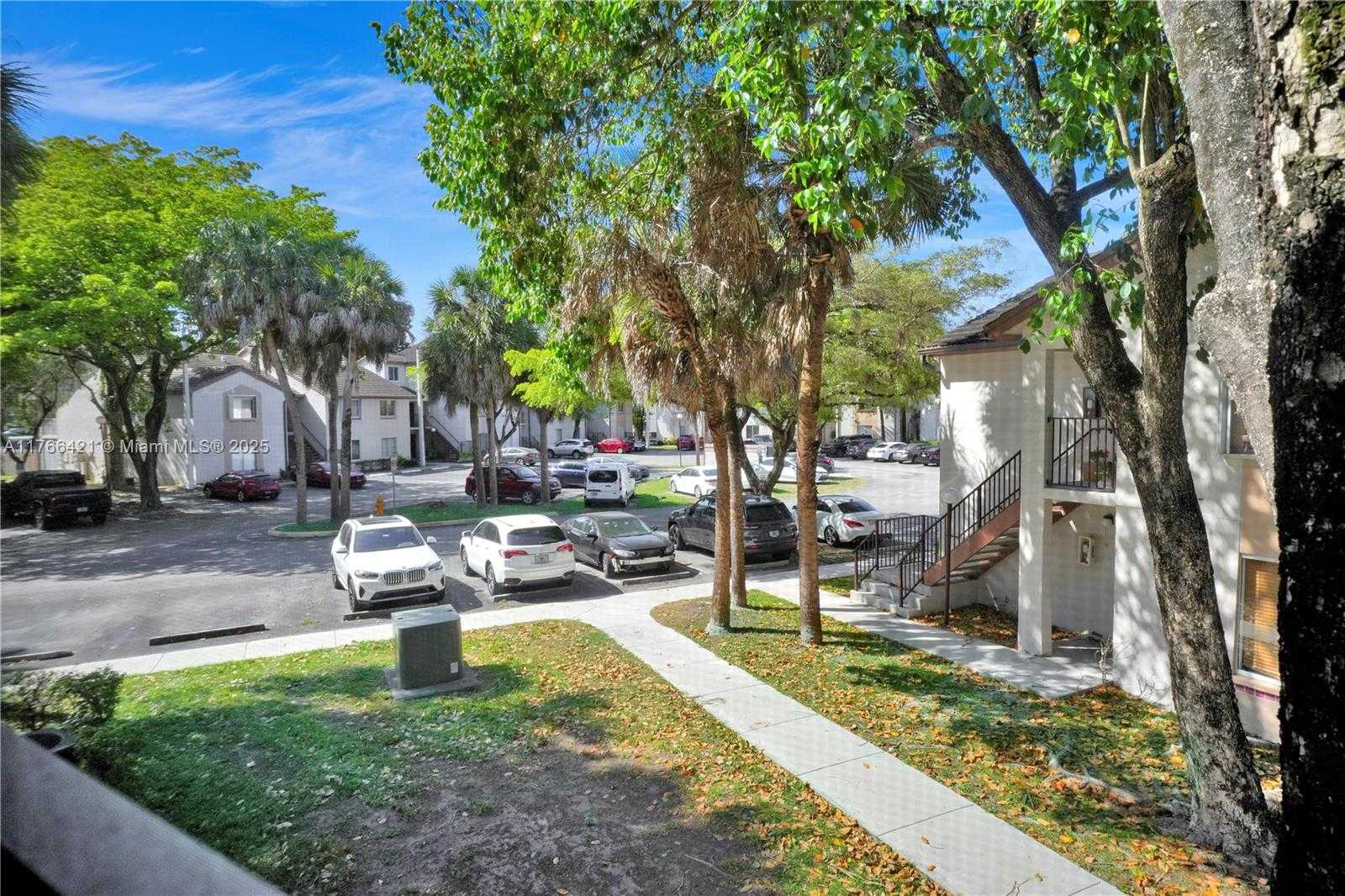 Small Image of 9503 SOUTH WEST 140 TH CT #9503, Miami Number 15