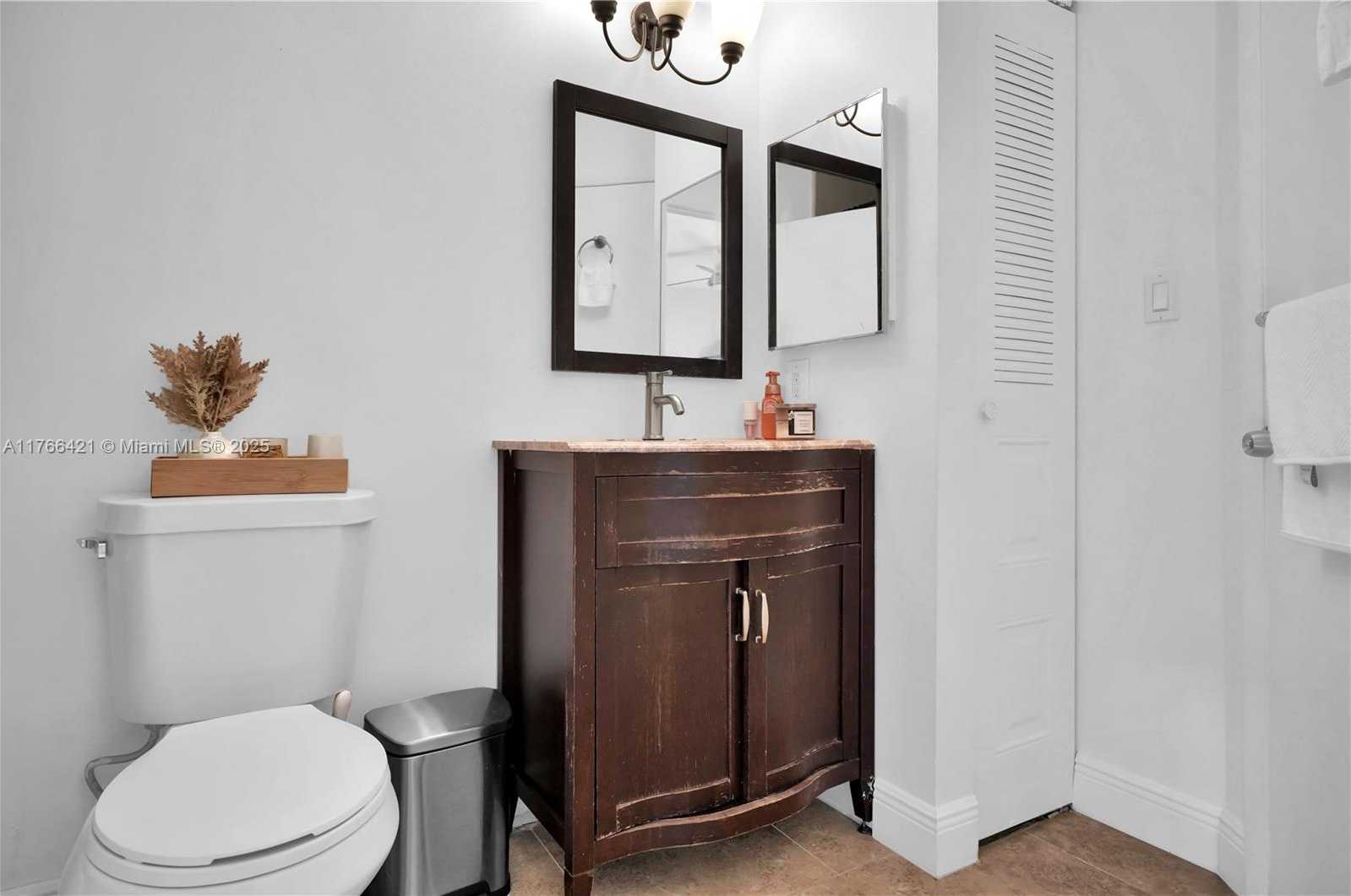 Small Image of 9503 SOUTH WEST 140 TH CT #9503, Miami Number 18