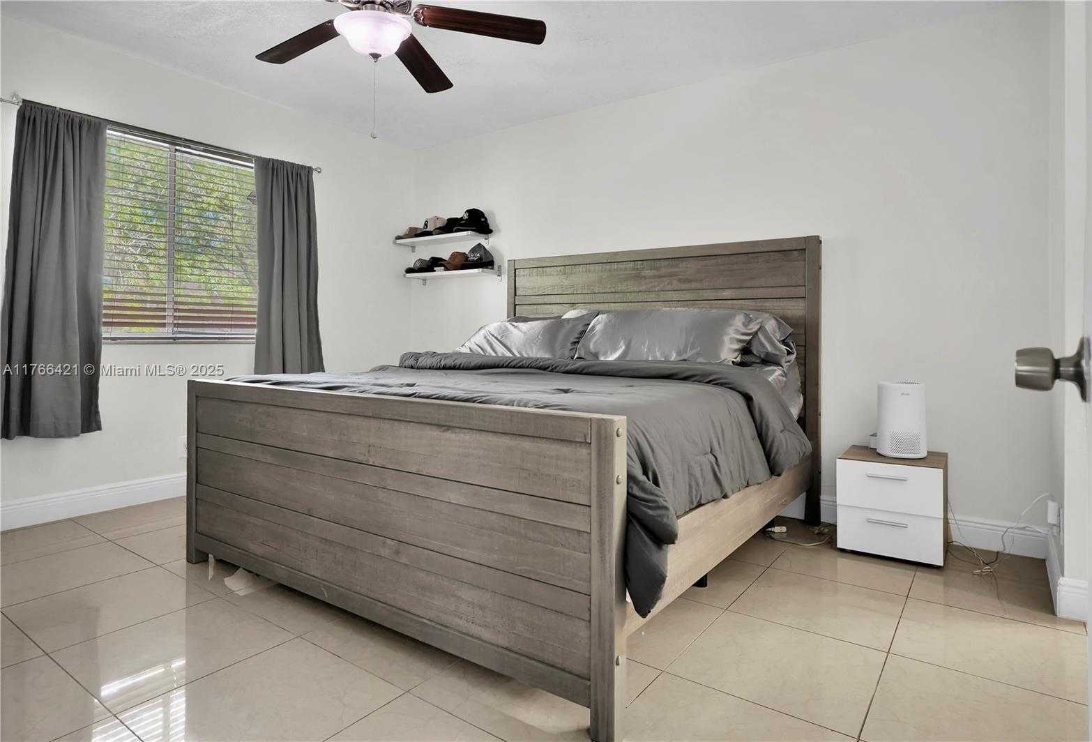 Small Image of 9503 SOUTH WEST 140 TH CT #9503, Miami Number 21