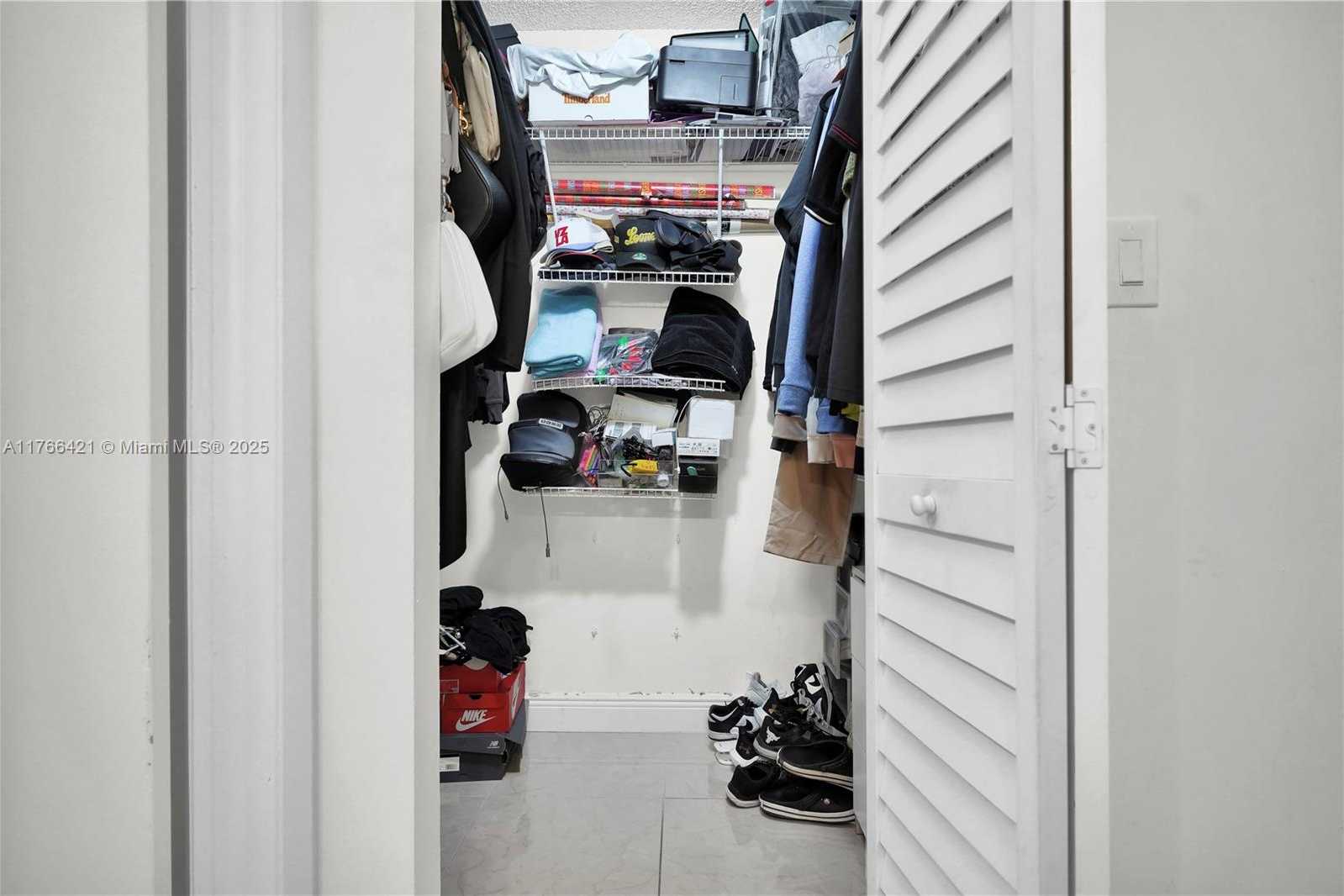 Small Image of 9503 SOUTH WEST 140 TH CT #9503, Miami Number 26