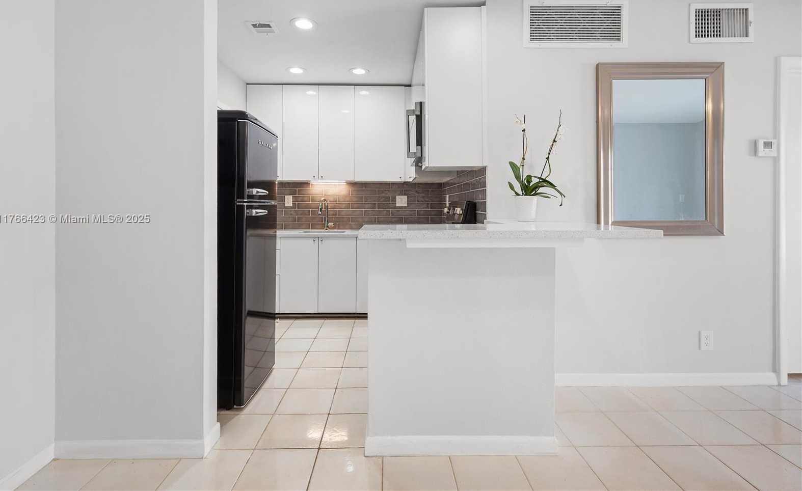 Small Image of 3040 NORTH EAST 16TH AVE #104, Oakland Park Number 13