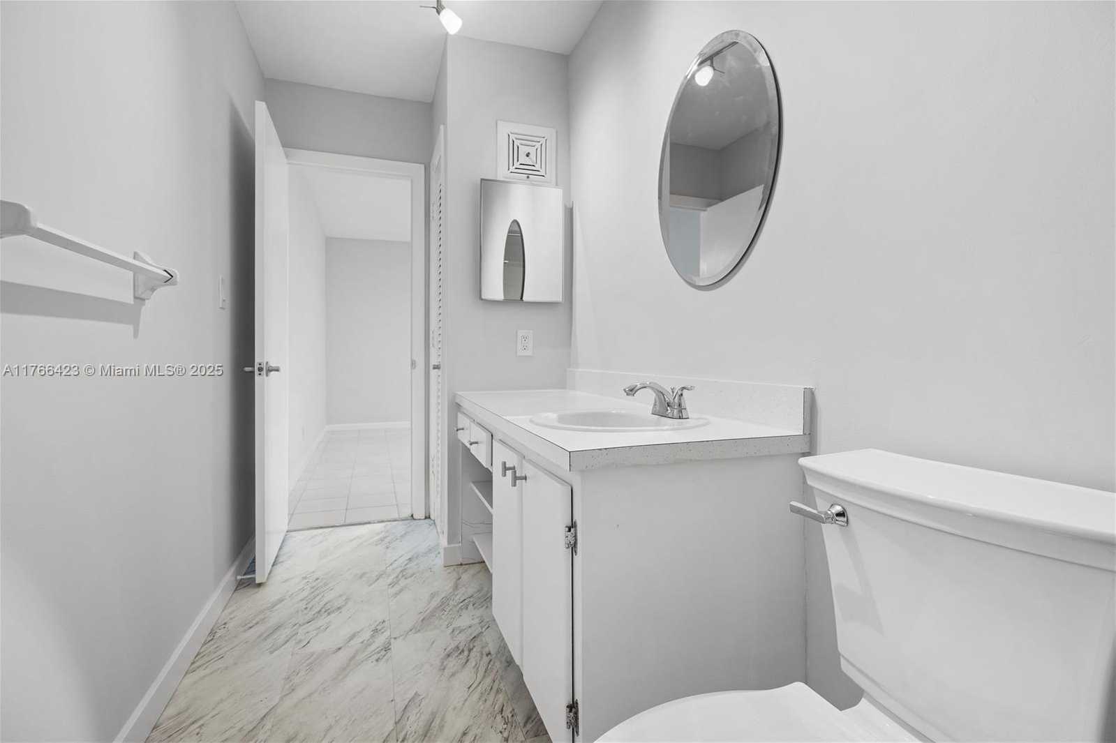 Small Image of 3040 NORTH EAST 16TH AVE #104, Oakland Park Number 21