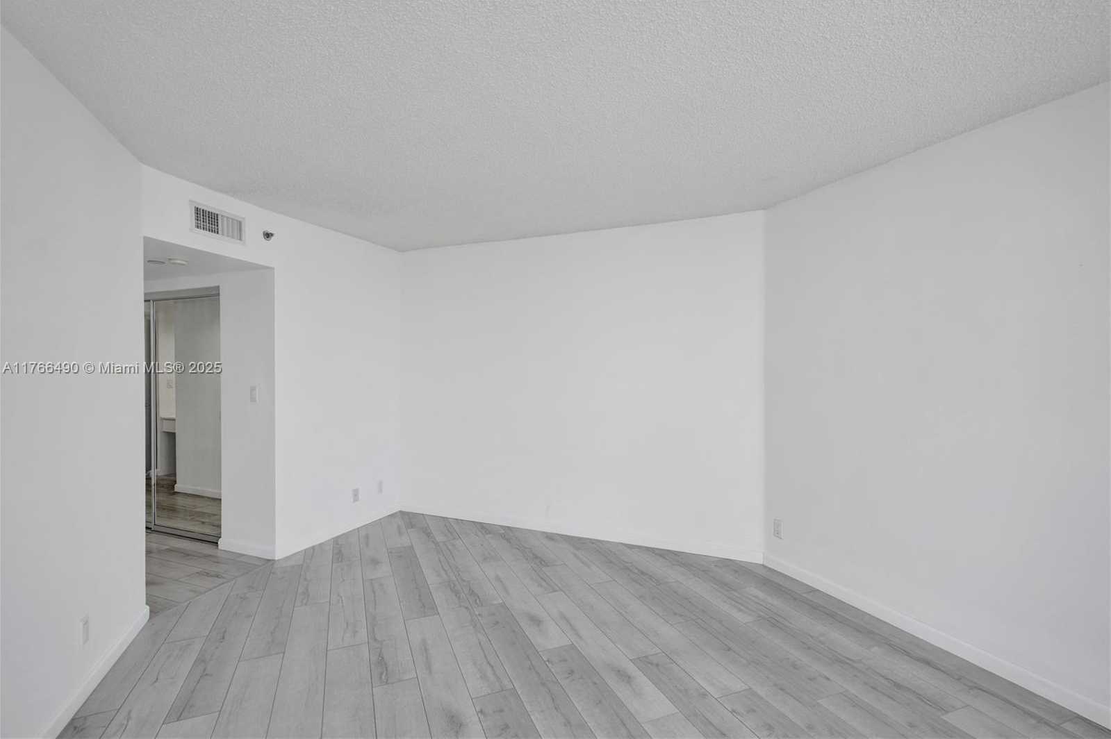 Small Image of 16425 COLLINS AVE #2715, Sunny Isles Beach Number 17
