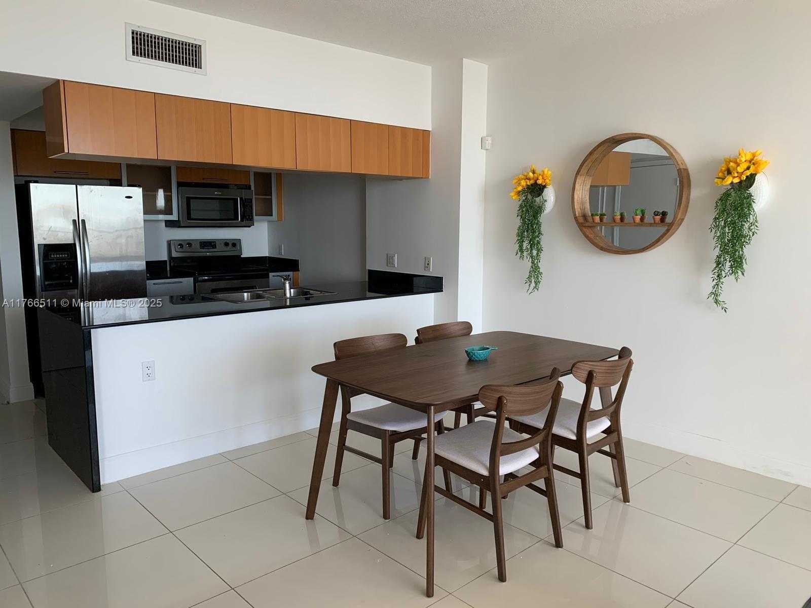 Small Image of 1750 NORTH BAYSHORE DR #4604, Miami Number 12