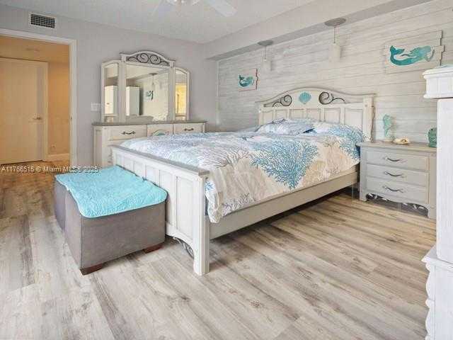 Small Image of 9927 NORTH WEST 6TH CT, Plantation Number 14