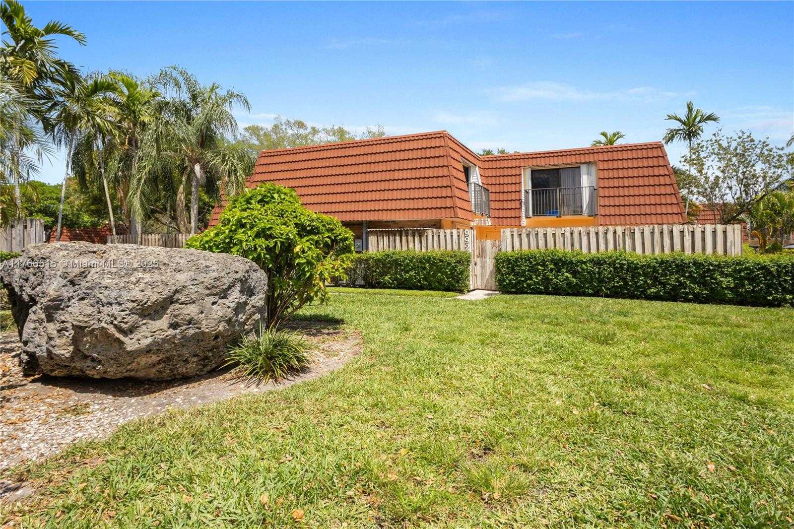 Small Image of 9927 NORTH WEST 6TH CT, Plantation Number 2