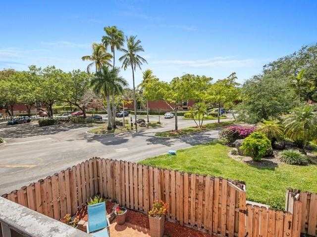 Small Image of 9927 NORTH WEST 6TH CT, Plantation Number 21