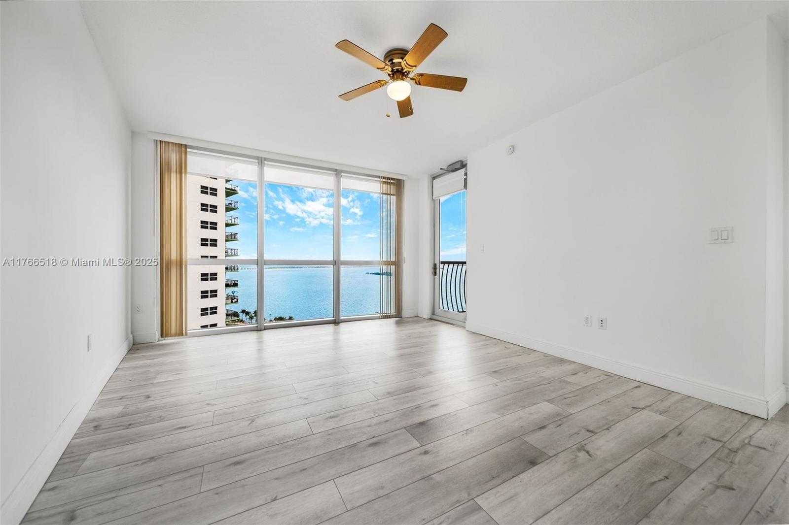 Small Image of 1750 NORTH BAYSHORE DR #2001, Miami Number 20