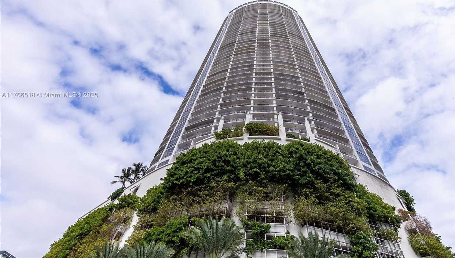 Small Image of 1750 NORTH BAYSHORE DR #2001, Miami Number 28
