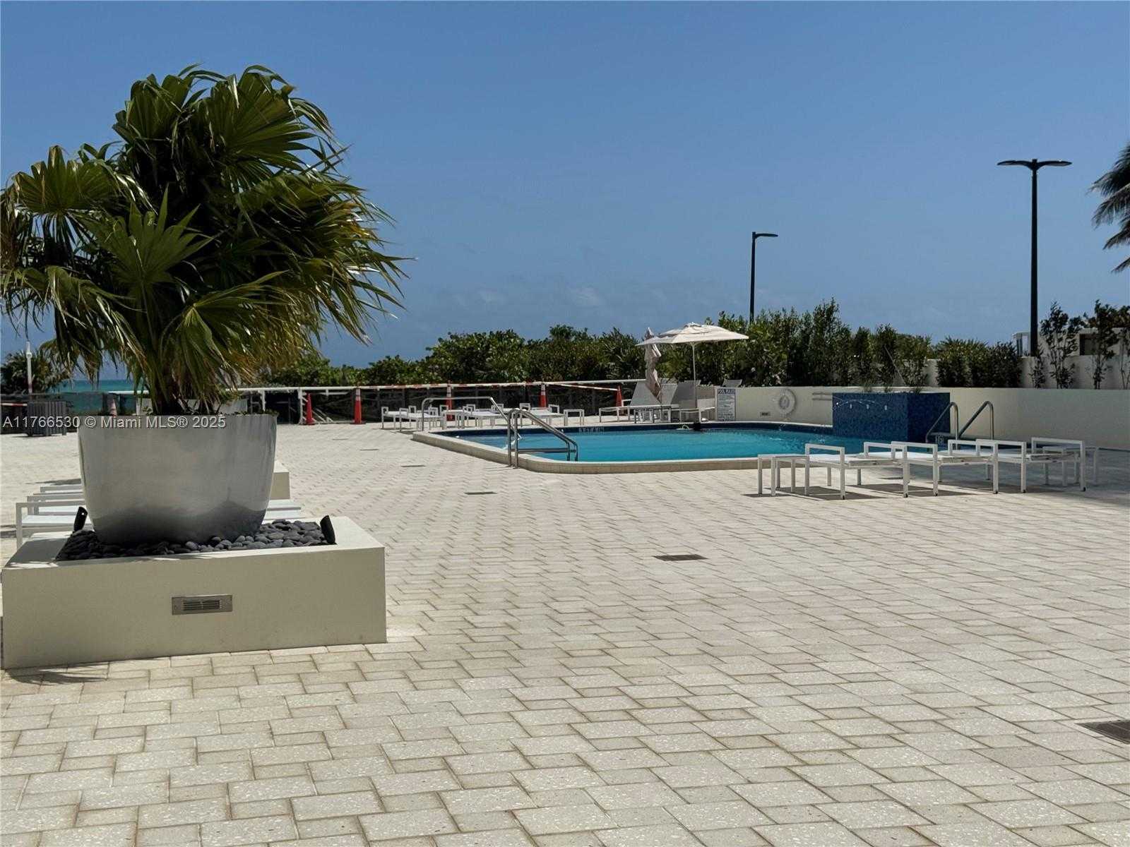 Small Image of 6917 COLLINS AVE #520, Miami Beach Number 32