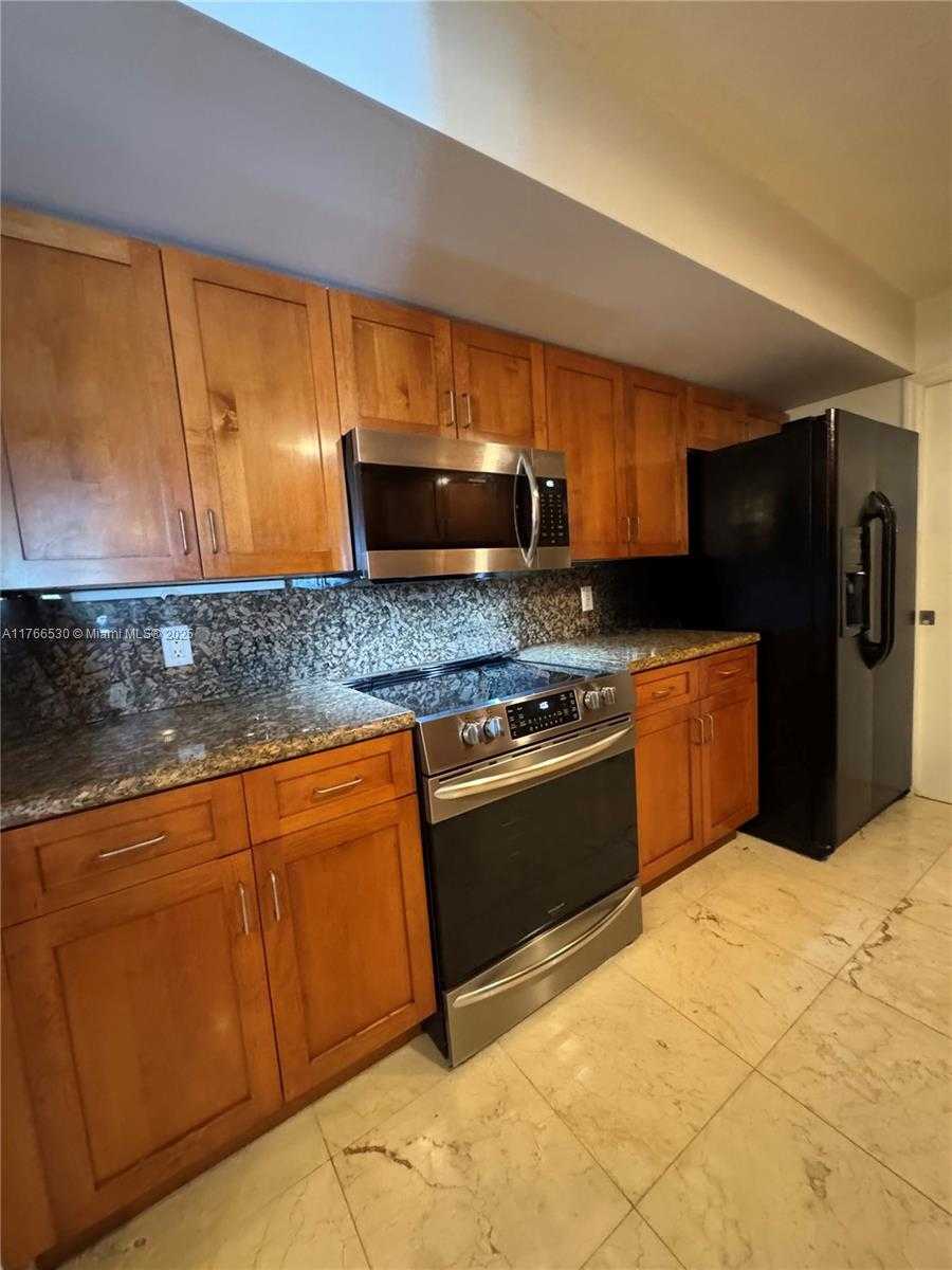 Small Image of 6917 COLLINS AVE #520, Miami Beach Number 8