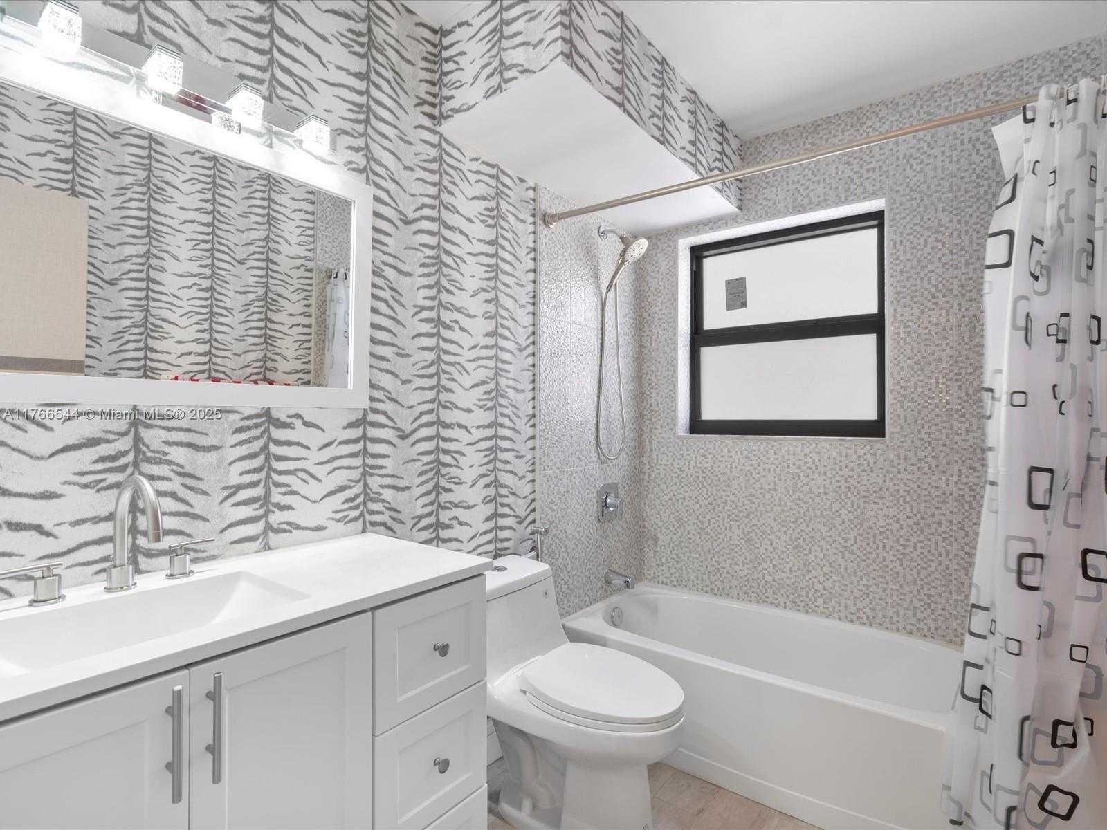 Small Image of 1500 SOUTH OCEAN DR #3G, Hollywood Number 26