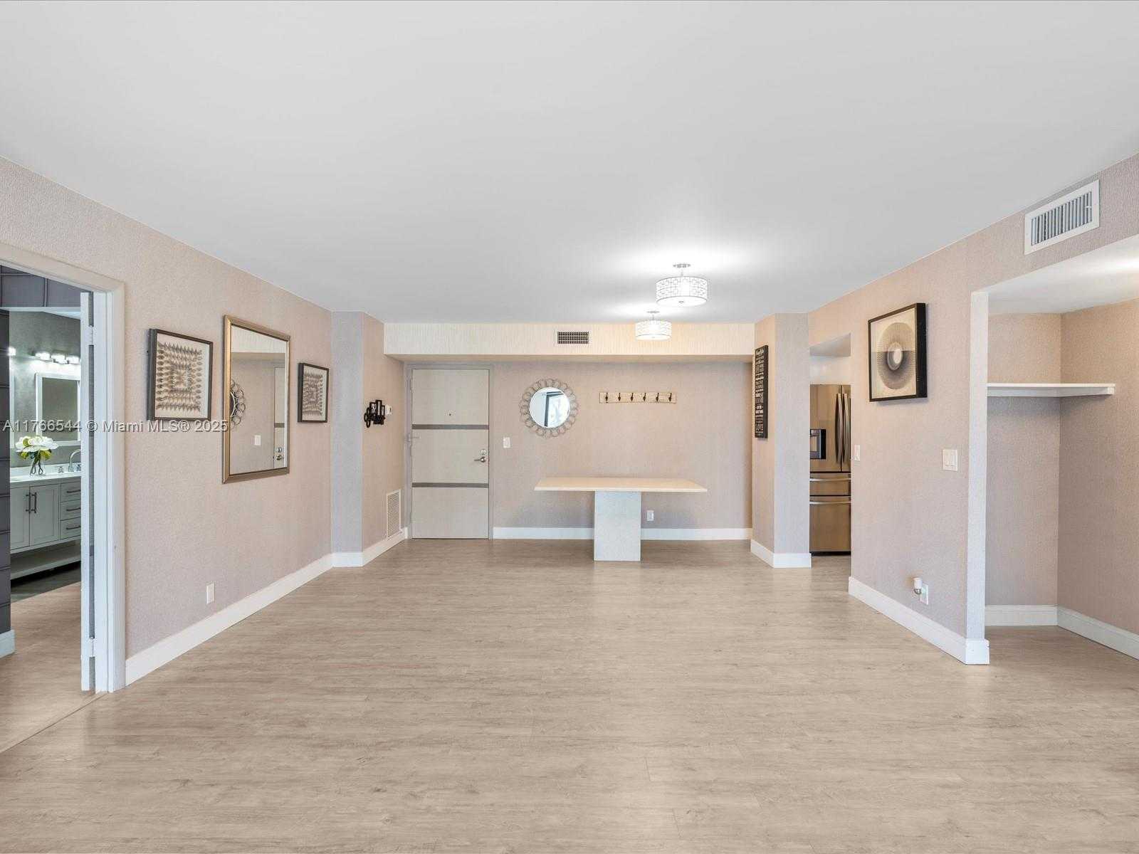 Small Image of 1500 SOUTH OCEAN DR #3G, Hollywood Number 7