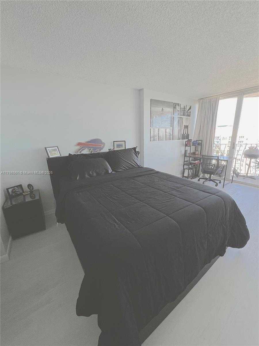 Small Image of 7601 EAST TREASURE DR #2412, North Bay Village Number 29
