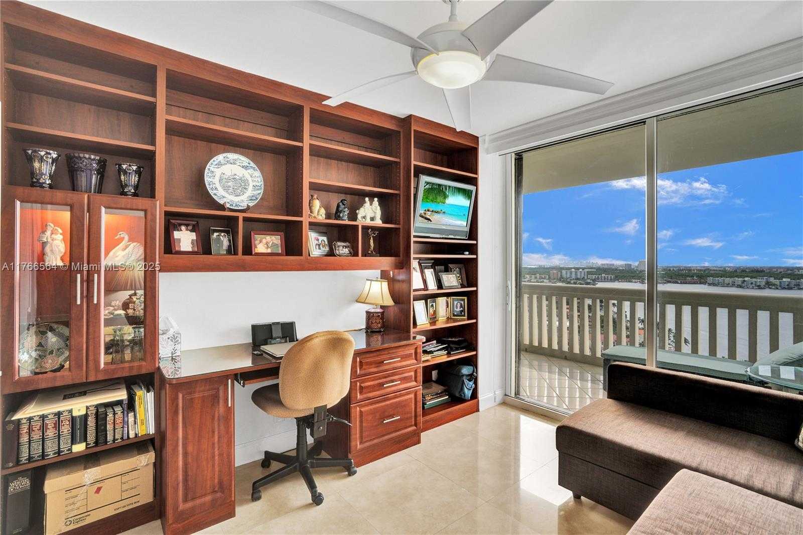 Small Image of 1000 ISLAND BLVD #2107, Aventura Number 28