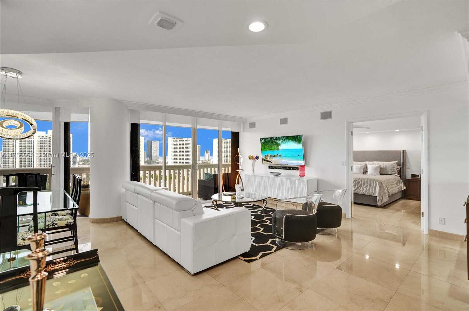 Small Image of 1000 ISLAND BLVD #2107, Aventura Number 3