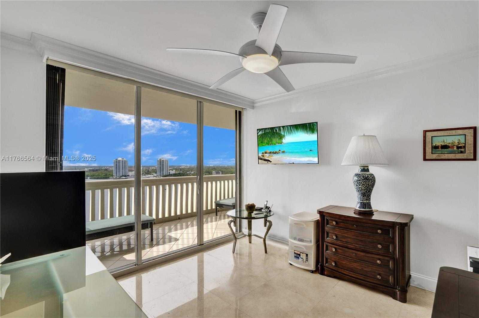 Small Image of 1000 ISLAND BLVD #2107, Aventura Number 36