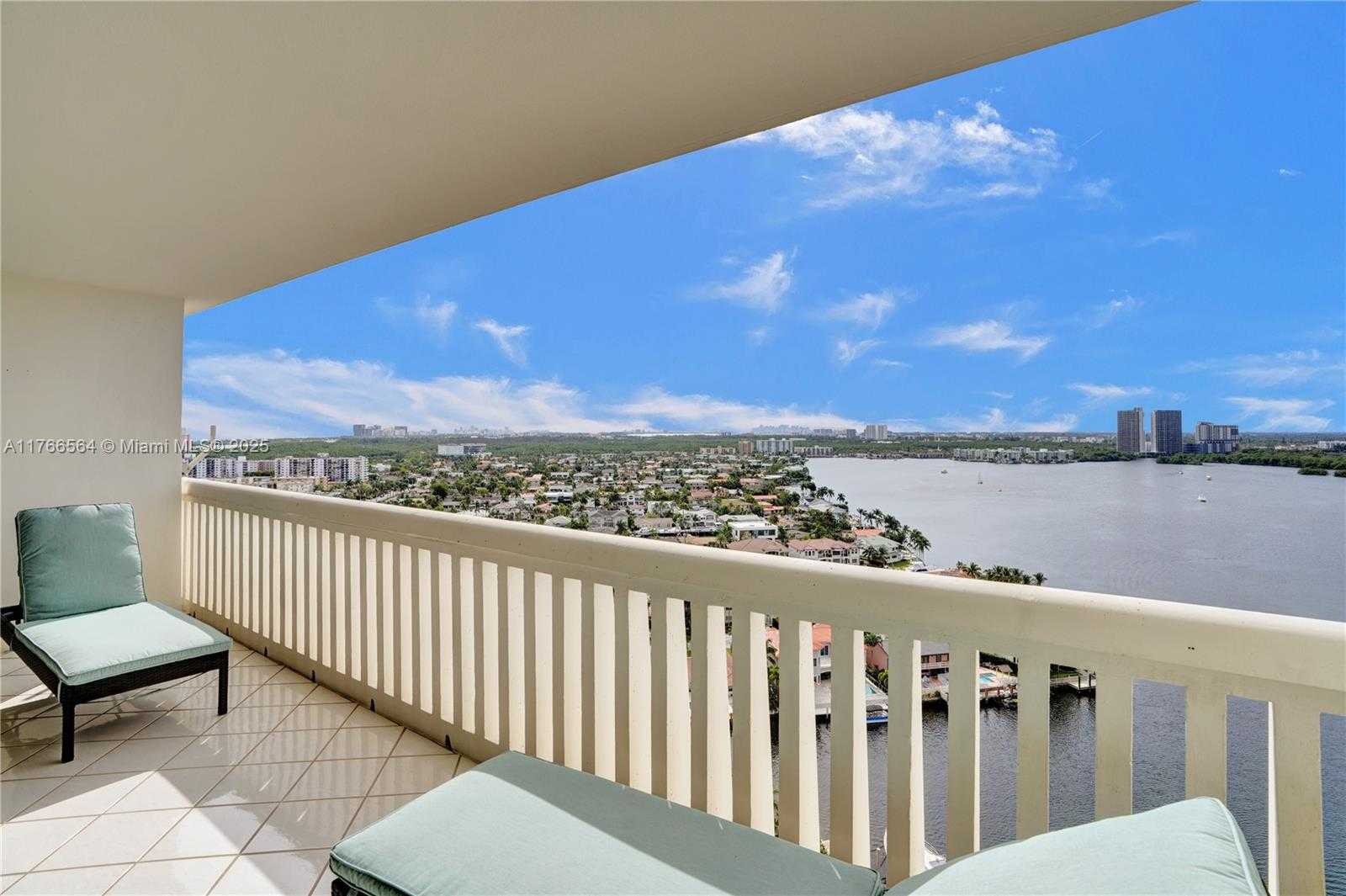Small Image of 1000 ISLAND BLVD #2107, Aventura Number 38