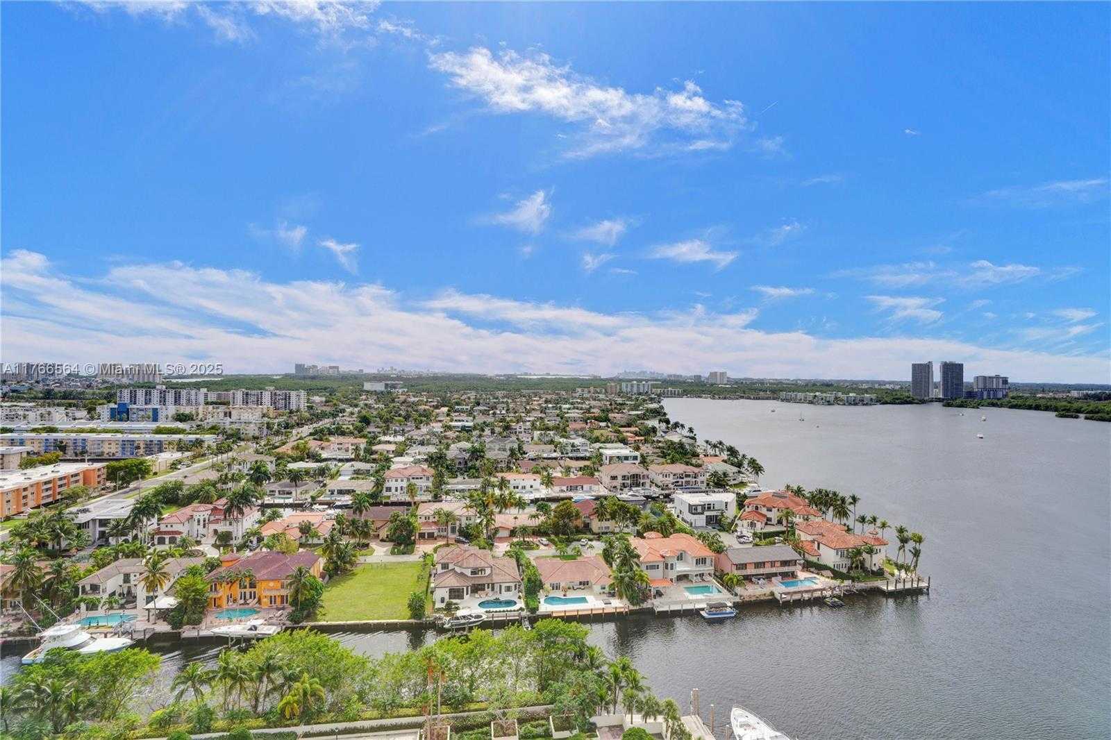 Small Image of 1000 ISLAND BLVD #2107, Aventura Number 39
