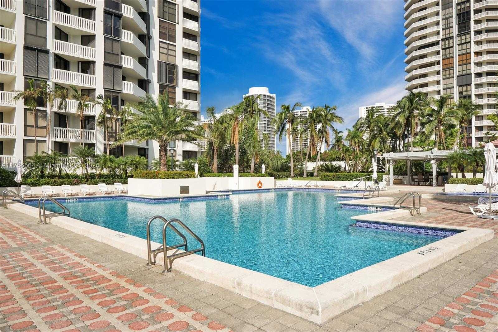 Small Image of 1000 ISLAND BLVD #2107, Aventura Number 46