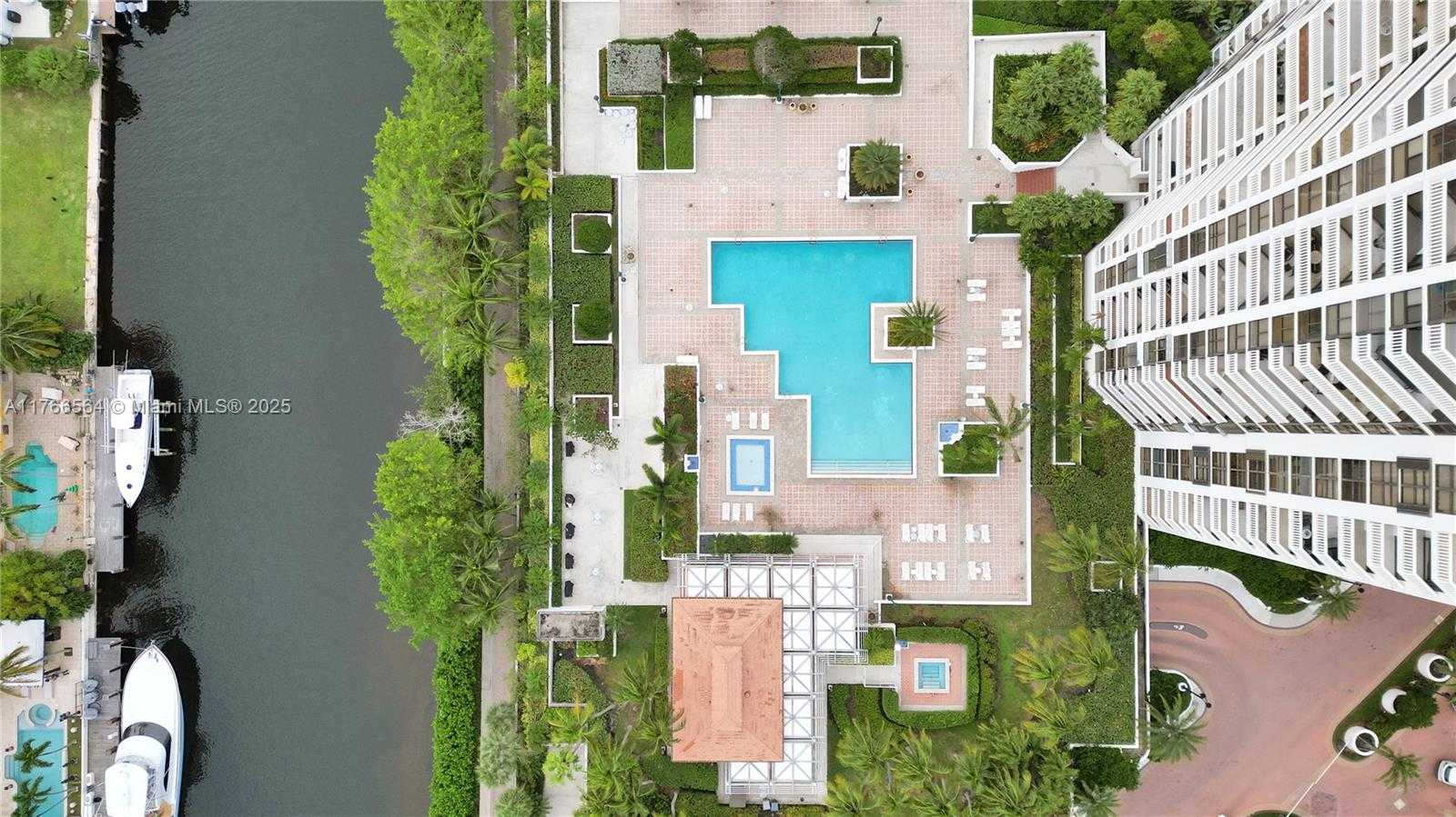 Small Image of 1000 ISLAND BLVD #2107, Aventura Number 47